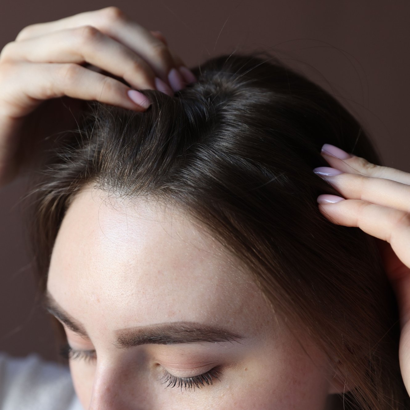 Strengthens hair from the root